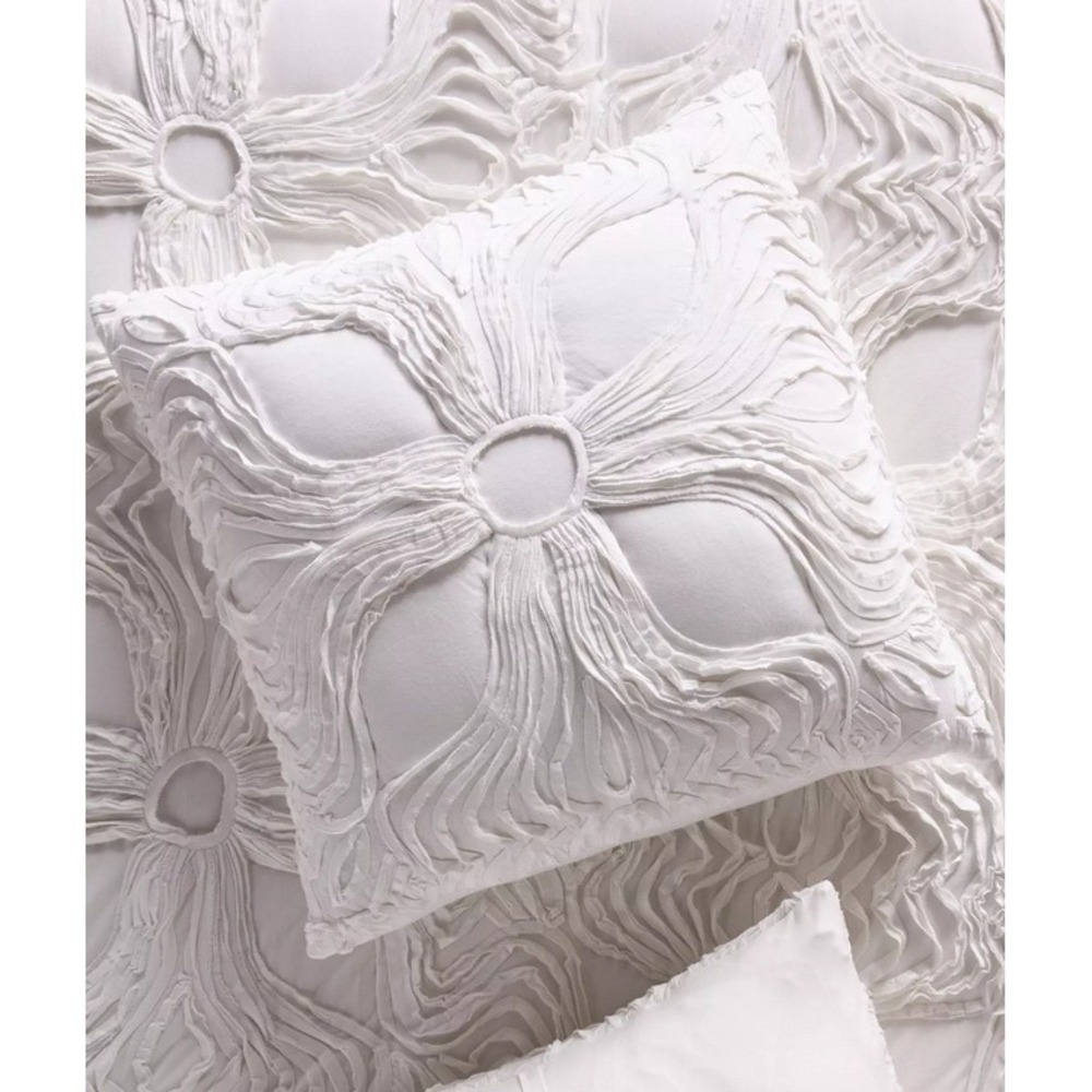 Anthropologie Pillow Sham White Stacy EURO Floral Medallion Textured ONE